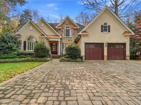 1341 W Little Neck Rd, Virginia Beach, VA 23452