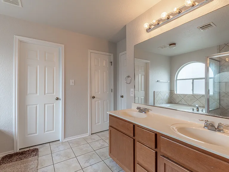 429 Sorenstam Way — Photo 33