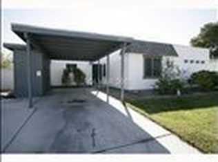 4721 Sun Valley Dr, Las Vegas, NV 89121