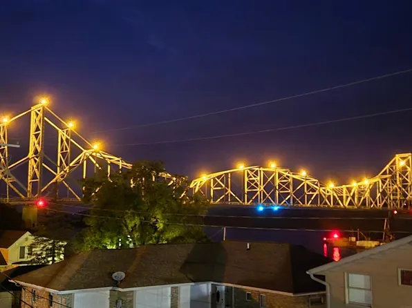 100 N 2nd St #A, Lansing, IA 52151