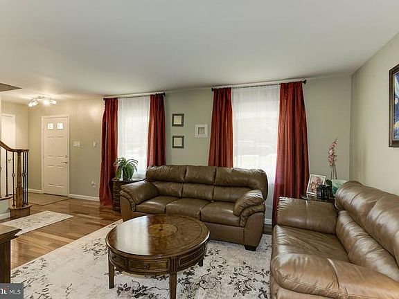 4th image of 5048 Dequincey Dr