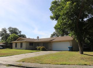 5466 Starfire St, Kirby, TX 78219