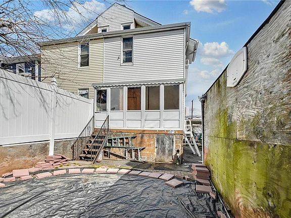 3rd image of 449 Revere Ave