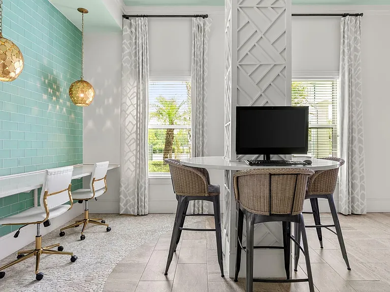 Luxe Lakewood Ranch - Resident Lounge