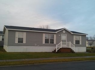 230 Pheasant Ln, Grand Blanc, MI 48439