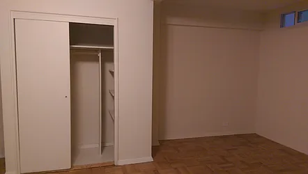 Rented by Manhattan Apartment Organization