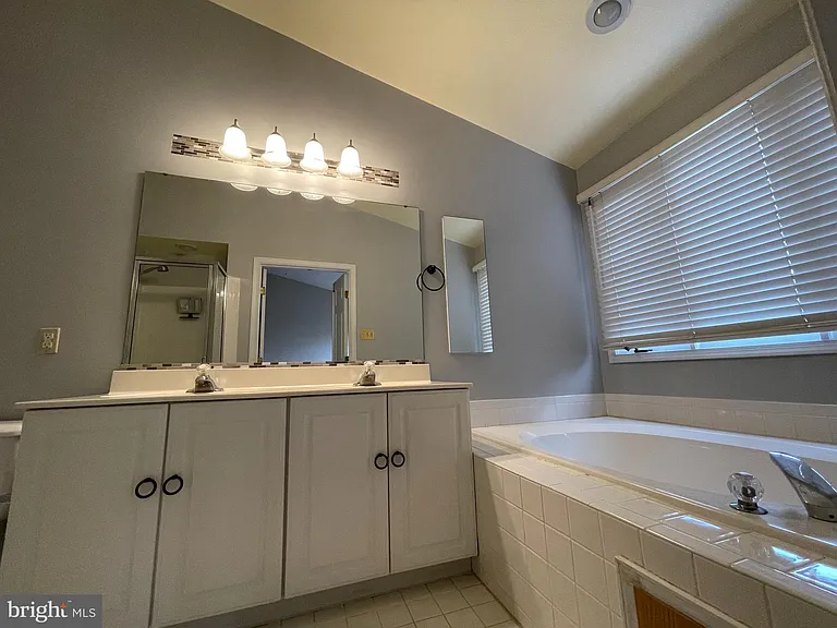 10136 Treble Ct — Photo 12