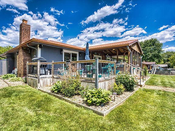 2nd image of 4887 Dellen Rd