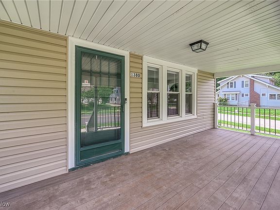 4th image of 1380 Eastwood Ave