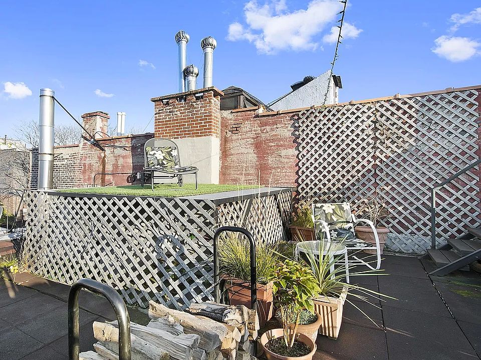 1st image of 87 Saint Marks Pl APT 4C