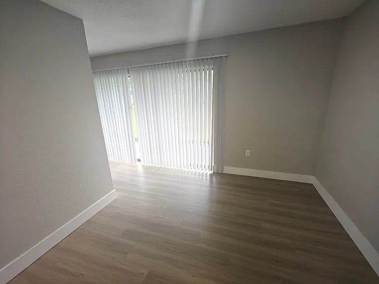 4405 S Semoran Blvd #7 — Photo 10