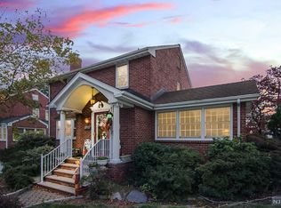 744 Lewandowski St, Lyndhurst, NJ 07071