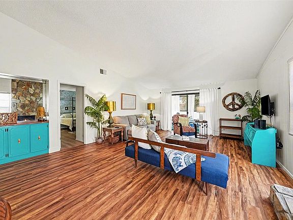 5th image of 9990 Eagles Point Cir APT 4