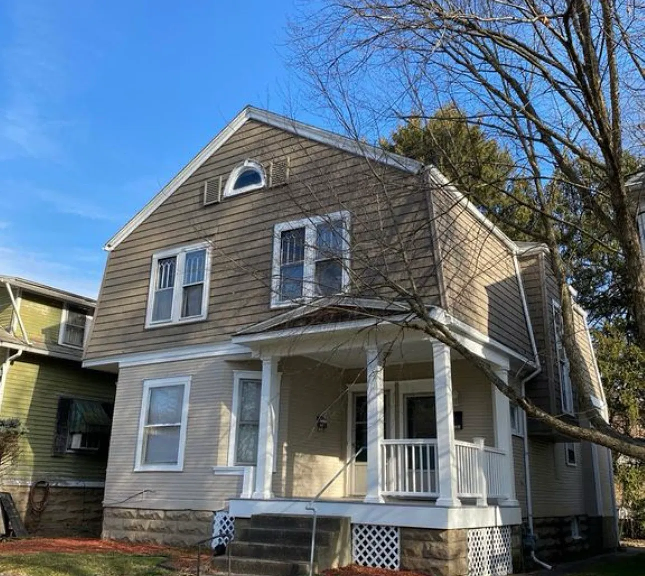 1 bed, 1020 sqft, $875 — Photo 1