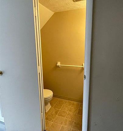 2nd image of 47 King Arthur Blvd