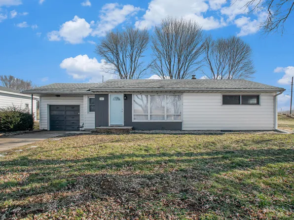 587 O'Brien Dr, Benton Harbor, MI 49022