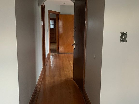 4th image of 4116 N Lawndale Ave APT 3