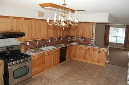 5th image of 4750 Poseidon Pl