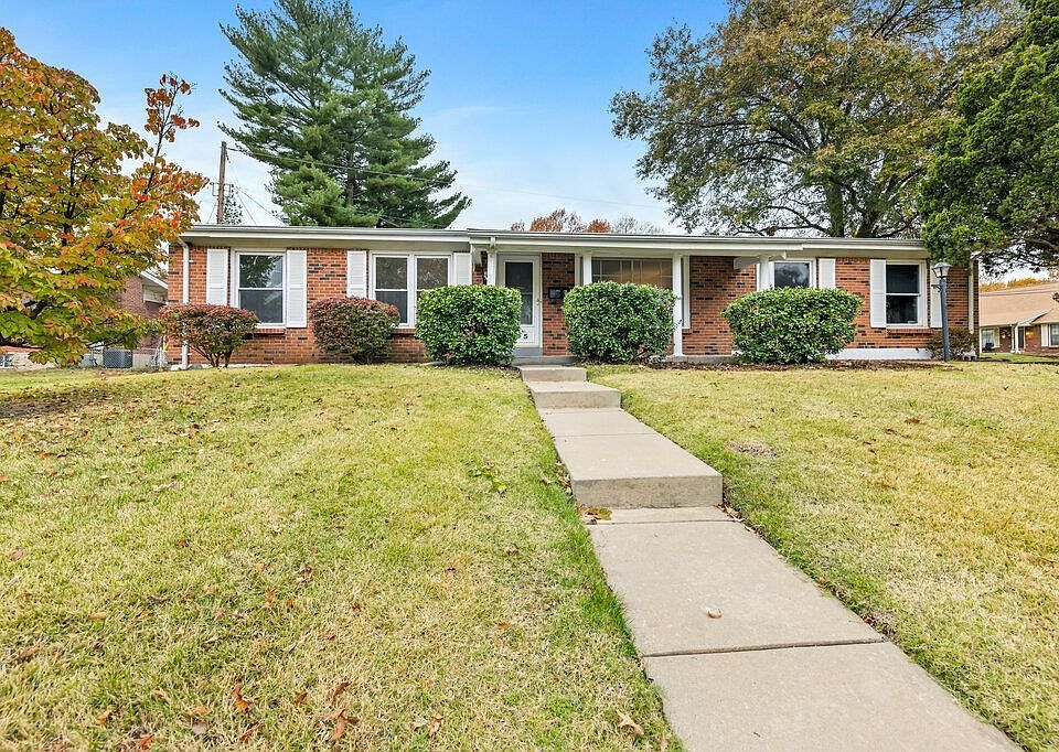 1st image of 295 Broadmere Dr