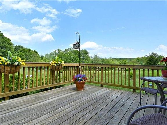 3rd image of 6651 Suffield Ln
