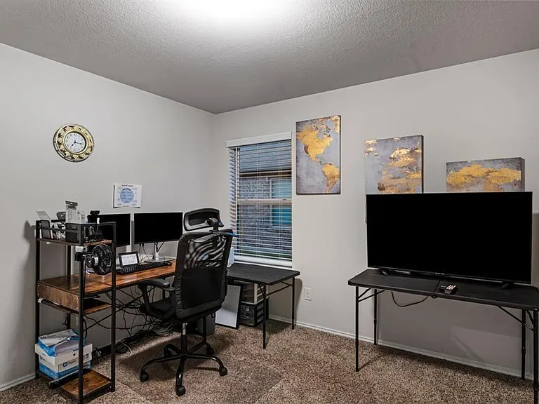 518 Poppy Field Ct — Photo 19
