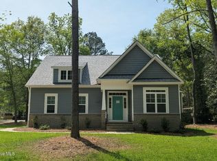 816 Red Hawk Place, Vass, NC 28394