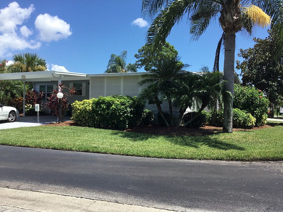 1st image of 4674 Goldfinch Ln