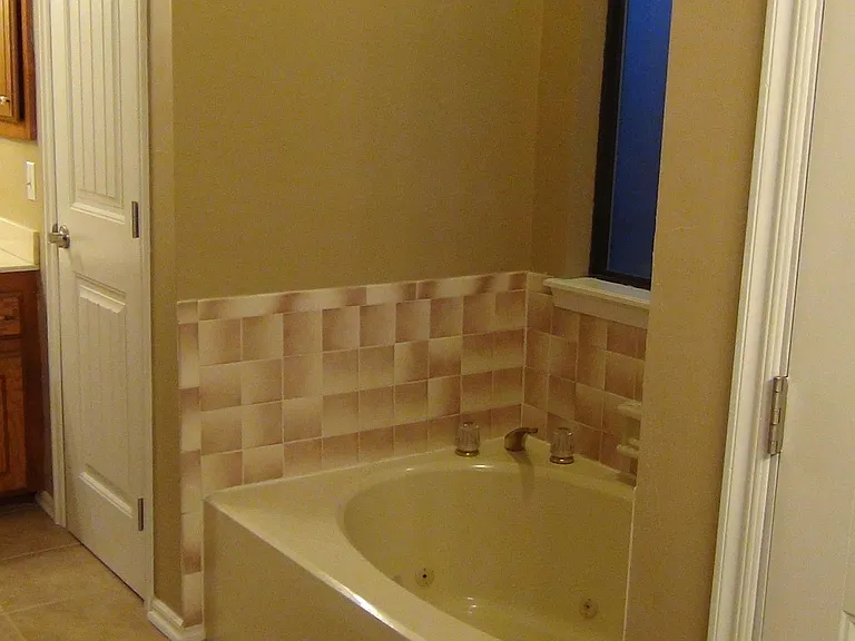 2604 Andrea Ct — Photo 15