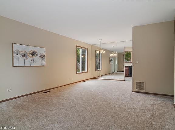 2nd image of 7008 Buckingham Cir