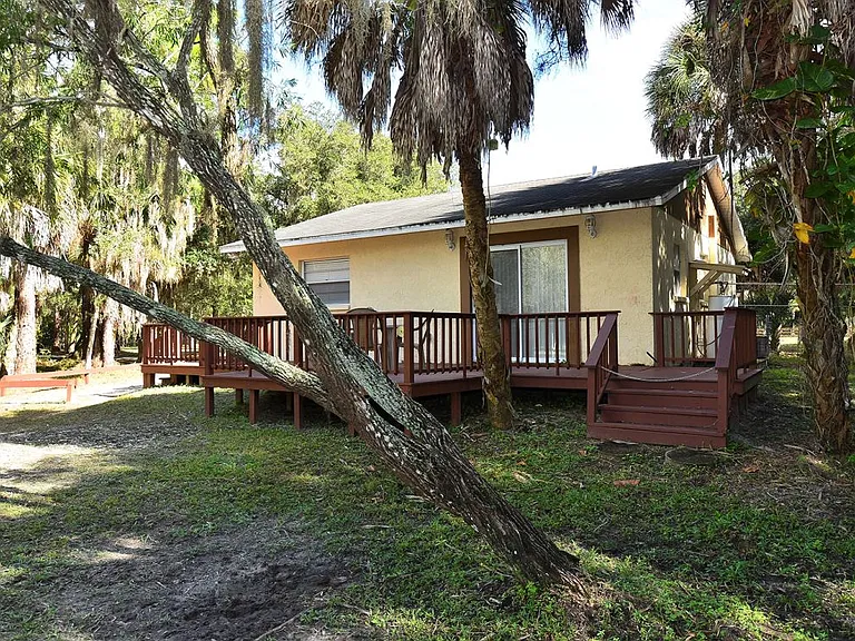 8200 Ibis St #2 — Photo 2