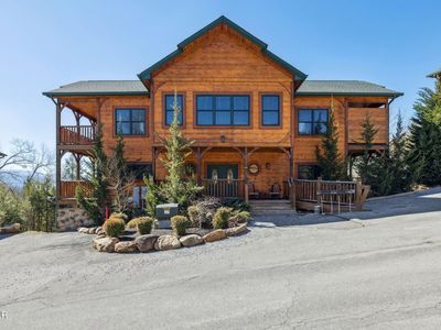 872 Great Smoky Way, Gatlinburg, TN, 37738