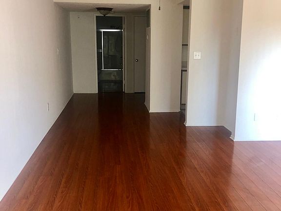3rd image of 503 S Adams St APT 106