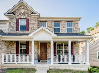9884 Leighland Ct, Waldorf, MD 20603