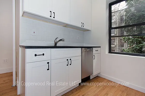 Rented by Copperwood Real Estate | media 12