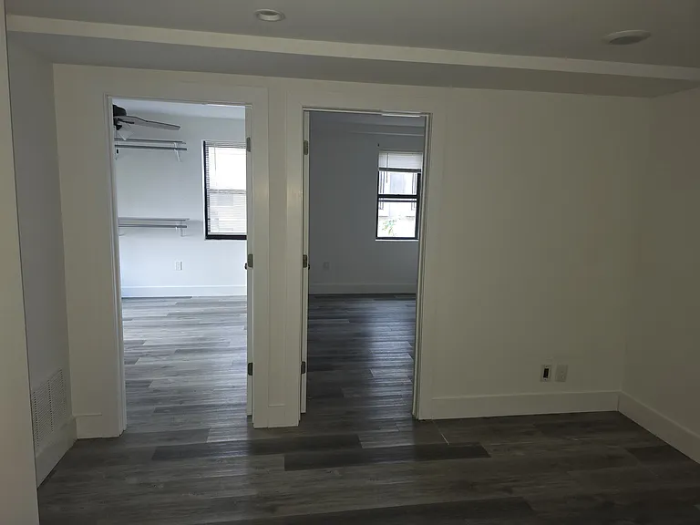 335 Mallory Ave #2 — Photo 8