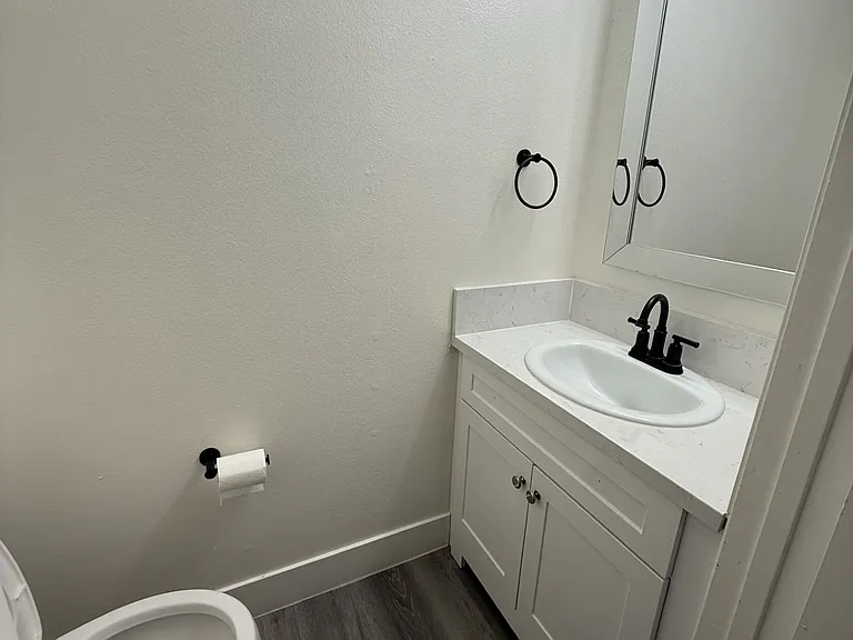 14640 Friar St #4 — Photo 11