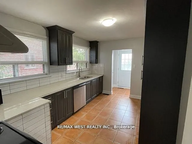 3165 Weston Rd #UPPER — Photo 8
