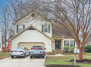 446 Broad Bend Cir, Chesapeake, VA 23320