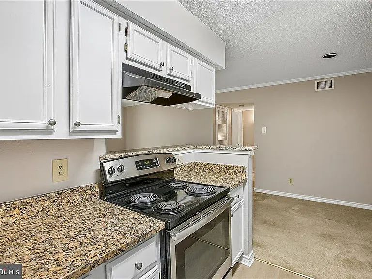 1530 Lincoln Way #203 — Photo 13