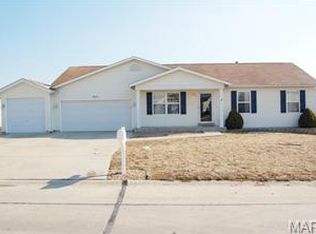 1570 Reveres Ride, O'Fallon, MO 63366