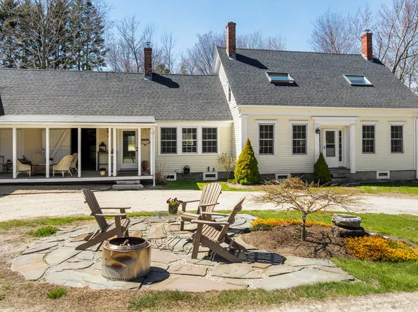 48 Winter Street, Topsham, ME 04086