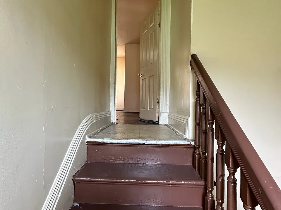 32 Remington St