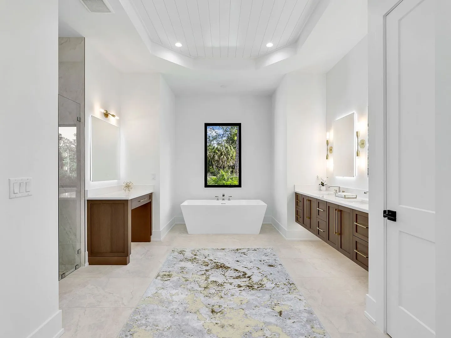 Brand-new contemporary estate on 2.27 private acres — Photo 4