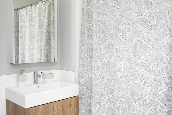 Rented by Stonehenge NYC LLC | media 7