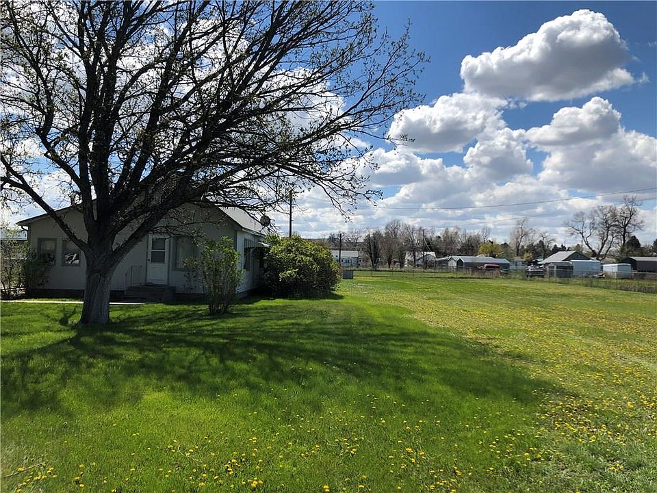 1st image of 301 Hallowell Ln