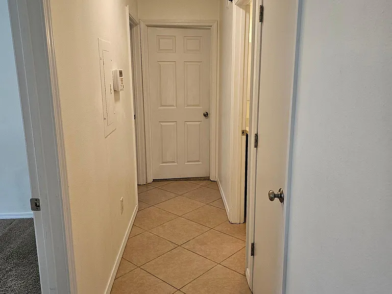 226 Carys Ln — Photo 10