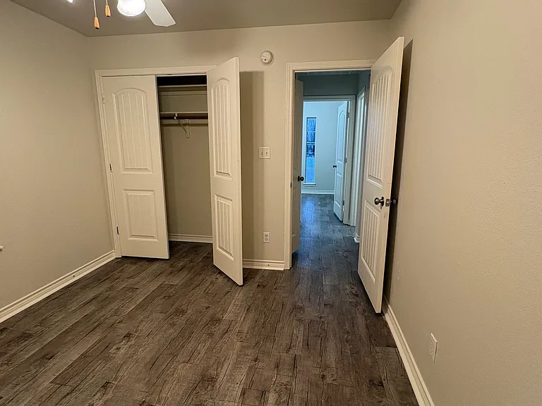 5417 Yellow Brick Rd — Photo 21