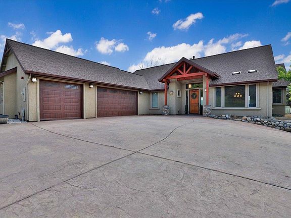 3rd image of 1111 Scott Rd