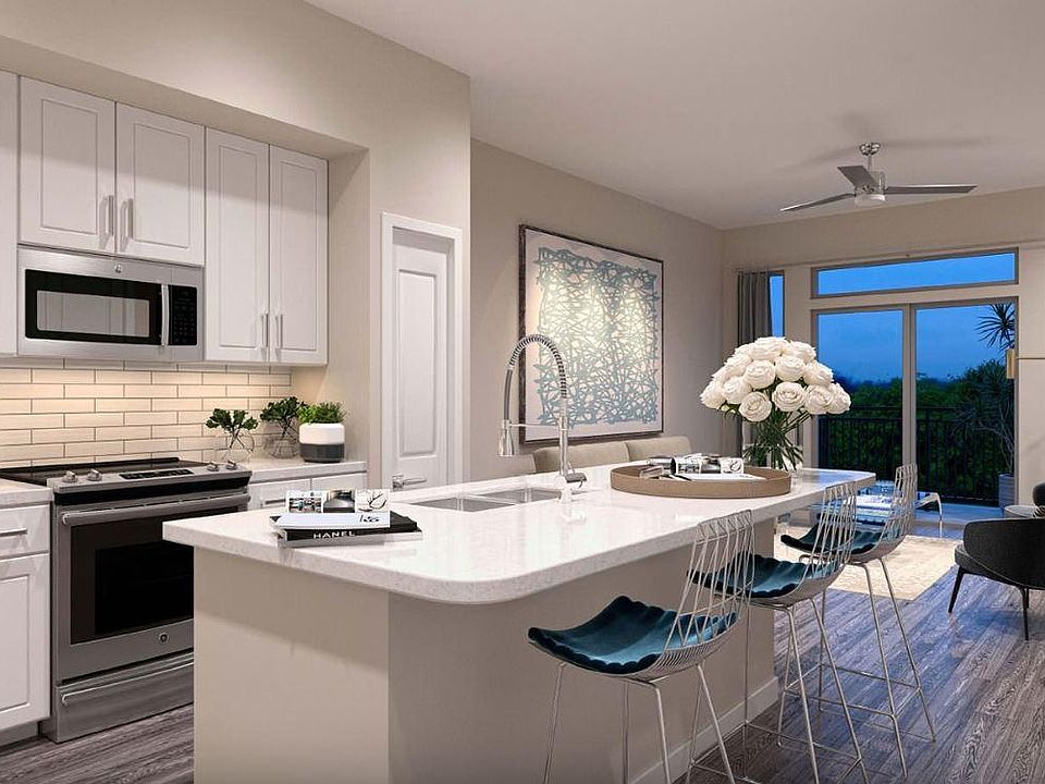 1st image of 1718 Palos Verdes #2311