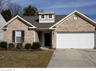 3704 Peterford Dr, Greensboro, NC 27405